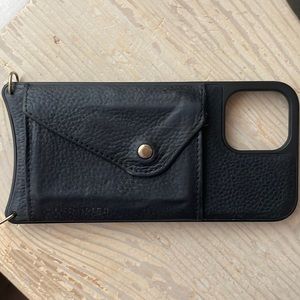 Bandolier Hailey 12Pro MAX iPhone Cover Crossbody Card Case Black Leather